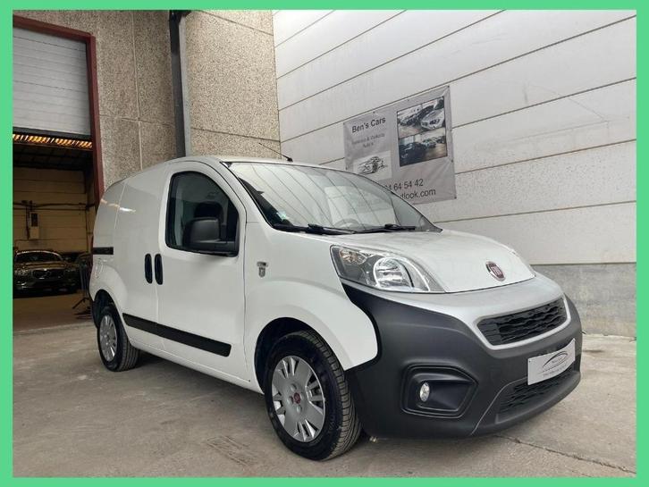 Fiat New Fiorino SX 1.4i Benzine Gps * Lichte Vrachtwagen *, Auto's, Fiat, Bedrijf, Te koop, Overige modellen, ABS, Alarm, Boordcomputer
