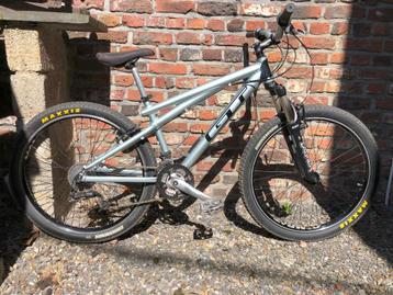 GT Chucker ( Dirt - Freeride ... ) 26 Pouces beschikbaar voor biedingen