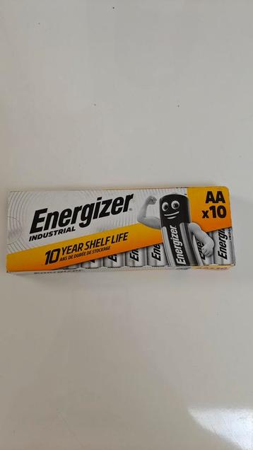 Energizer industrial AA LR6 12 x 10 batterijen beschikbaar voor biedingen