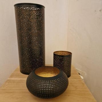 Set klassevolle theelichtenhouders CASA zwart / goud beschikbaar voor biedingen