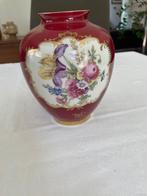 Vaas. Porselein. Bavaria., Aardewerk of Porselein, Ophalen of Verzenden, Zo goed als nieuw, Minder dan 50 cm