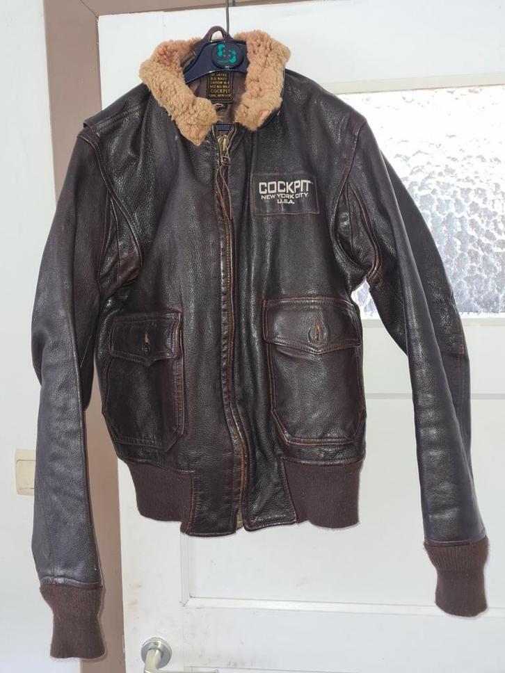 Veste the cockpit avirex taille 38 S  neuf 500€, Kleding | Heren, Jassen | Winter, Zo goed als nieuw, Maat 46 (S) of kleiner, Ophalen