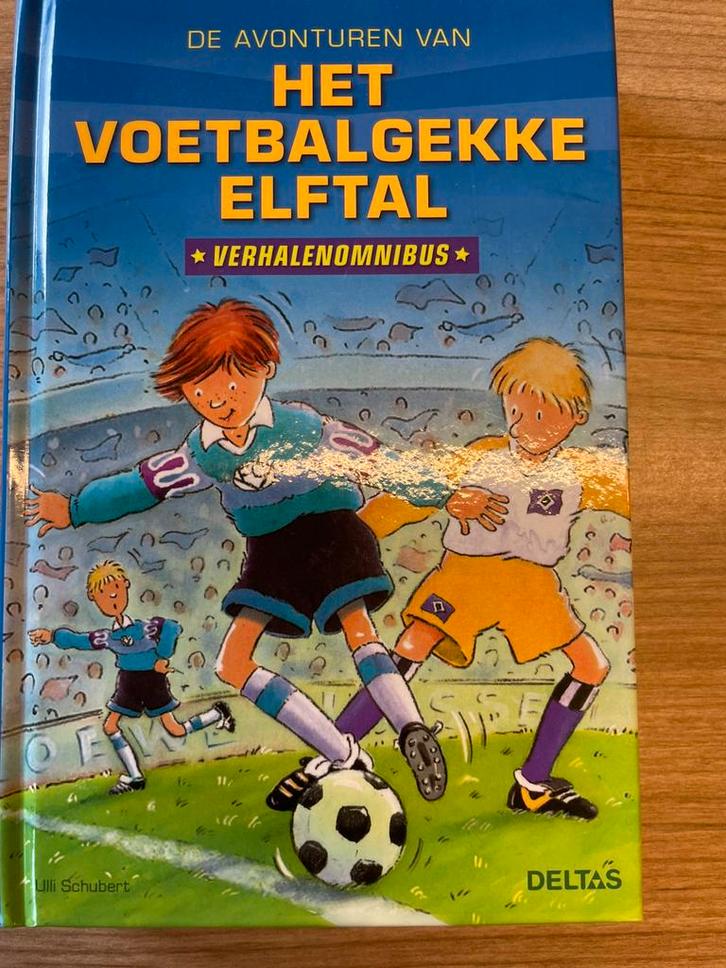 Ulli SCHUBERT - De avonturen van het voetbalgekke elftal, Boeken, Kinderboeken | Jeugd | onder 10 jaar, Zo goed als nieuw, Ophalen of Verzenden