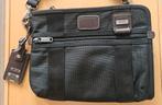 Tumi schoudertas, Handtassen en Accessoires, Ophalen of Verzenden, Gebruikt