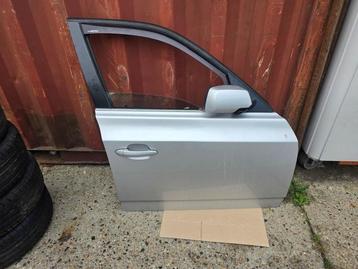 Portier 4Deurs rechts-voor van een BMW X3 (354) beschikbaar voor biedingen
