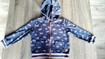 hoodie 104 beschikbaar voor biedingen