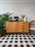 Vintage midcentury dressoir / buffetkast/platenspeler meubel, 100 à 150 cm, 25 à 50 cm, Avec tiroir(s), Vintage