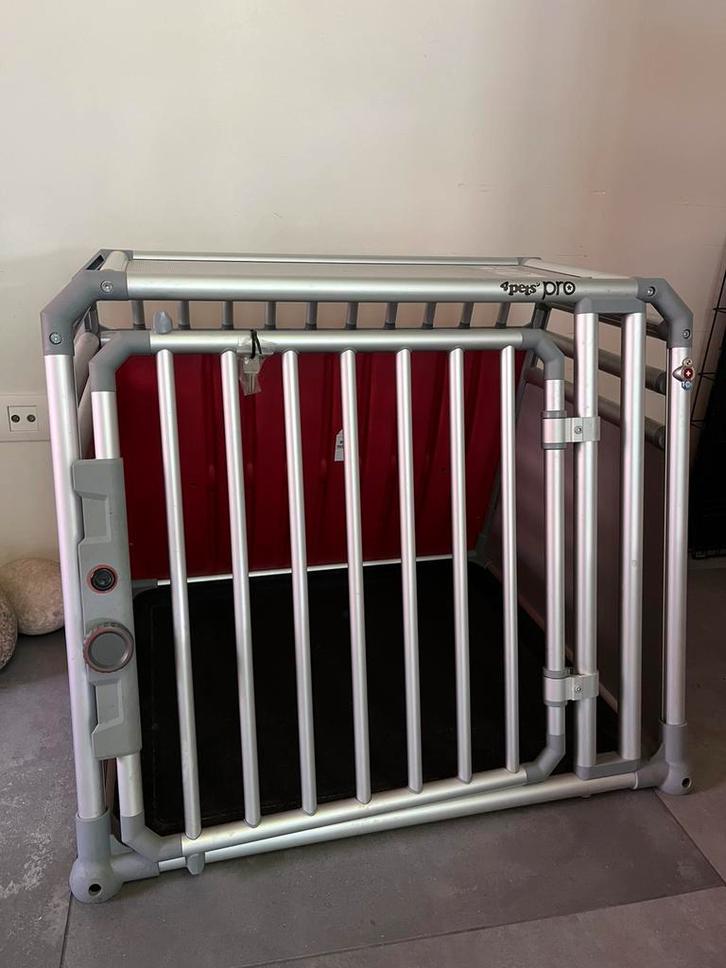 Autobench 4pets pro, Dieren en Toebehoren, Hondenhokken, Zo goed als nieuw, Ophalen