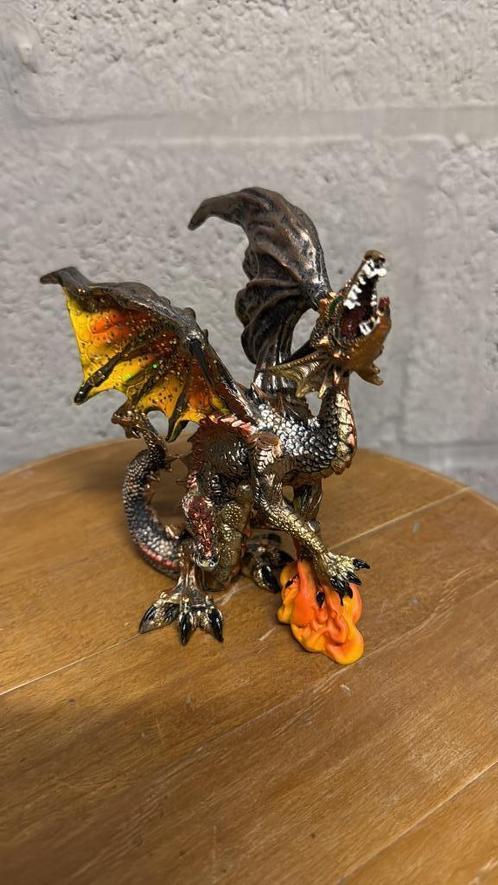 Drakenbeeldje van hars uit de jaren 90 — vintage verzamelaar, Verzamelen, Beelden en Beeldjes, Fantasy, Ophalen of Verzenden
