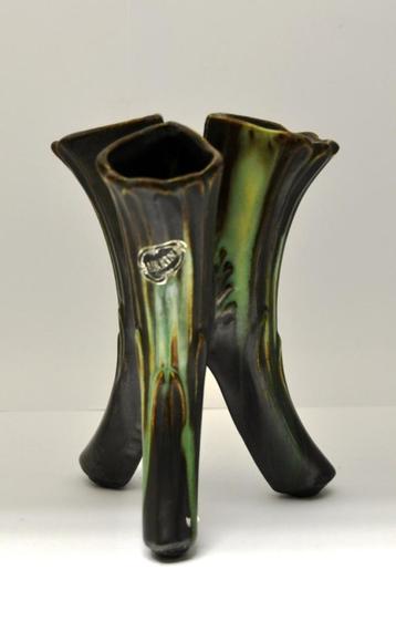 Thulin AIRAIN vaas 3-benig beschikbaar voor biedingen