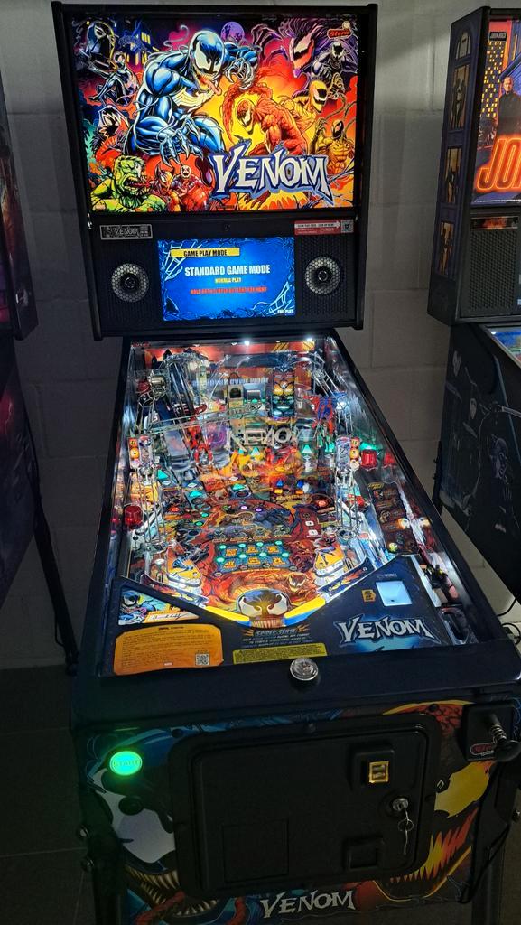 Stern Venom Limited Edition (484/1000), Verzamelen, Automaten | Flipperkasten, Stern, Ophalen