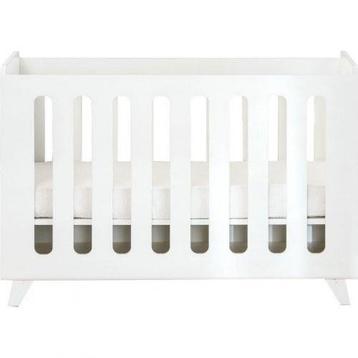 Lit Noukies blanc mixte évolutif(lit barreau.Enfant.Bureau), Enlèvement, Utilisé, 140 à 160 cm, 70 à 85 cm