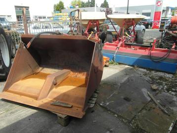 Hoogkiepbak beschikbaar voor biedingen