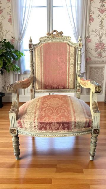 Unieke Louis XVI-stijl salonset – 5-delig –Antiek en elegant beschikbaar voor biedingen