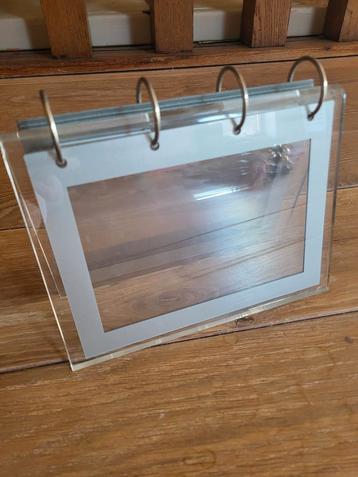 Fotokader met 6 dubbele pochettes beschikbaar voor biedingen