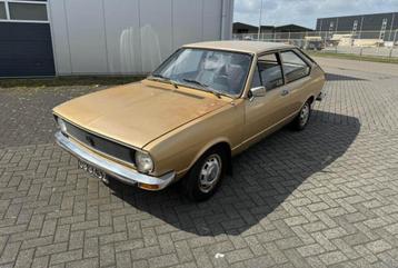 VW Passat 1974 B1.   Rijdt beschikbaar voor biedingen