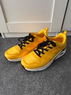 Skechers geel - maat 45,5, Ophalen, Zo goed als nieuw