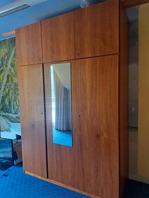 Grote houten kleer kast met spiegel, Huis en Inrichting, Kasten | Kleerkasten, Gebruikt, Ophalen