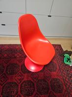 Rode draaistoel, Ophalen