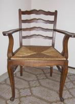 Eiken President Armstoel, Ophalen