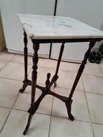 bij zet tafeltje met marmer bovenblad, Huis en Inrichting, Woonaccessoires | Kapstokken, Ophalen, Zo goed als nieuw