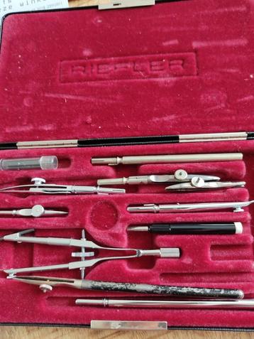 Vintage riefler passer doos set