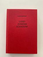 Land zonder schaduw, Aster Berkhof, hardcover Uitgeverij: Th, Gelezen, Ophalen of Verzenden