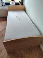 Enkel bed met grote schuif onder., Huis en Inrichting, Ophalen