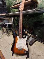 Squier Fender bullet Strat, Muziek en Instrumenten, Snaarinstrumenten | Gitaren | Elektrisch, Ophalen, Gebruikt, Fender