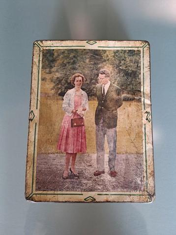 vintage koeken trommel  beschikbaar voor biedingen