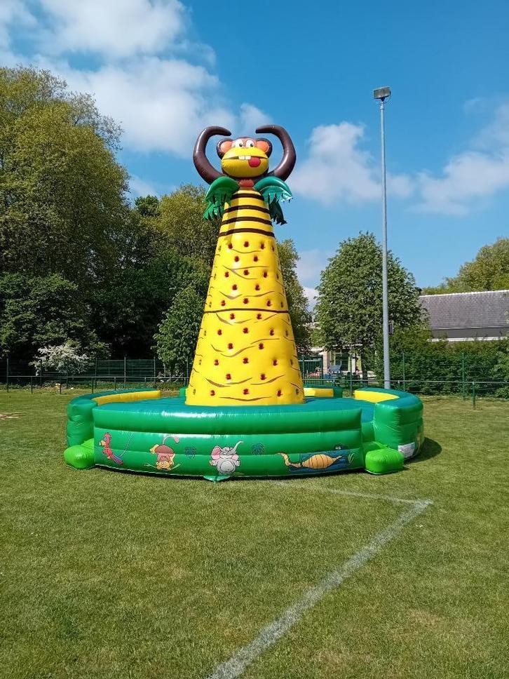 Springkasteel klimtoren, Hobby & Loisirs créatifs, Articles de fête | Location, Enlèvement