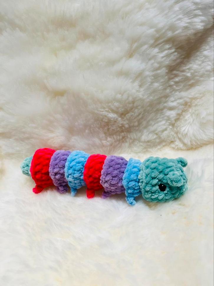 Tête de chenille verte, Enfants & Bébés, Jouets | Peluches, Neuf, Autres types, Enlèvement ou Envoi