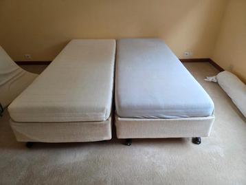 2 lits avec sommier à ressorts 80 x 200 cm, Une personne, Utilisé, 200 cm, Enlèvement