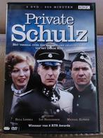 DVD  - BOX -  PRIVATE SCHULZ - VOLLEDIGE REEKS, Waargebeurd drama, Boxset, Ophalen of Verzenden, Zo goed als nieuw