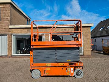 Holland lift Dingeli 14m hoogwerker schaarlift 95 uur beschikbaar voor biedingen