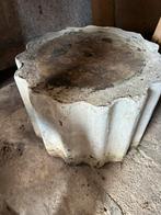 Voetstuk in beton 28 cm hoogte, Ophalen