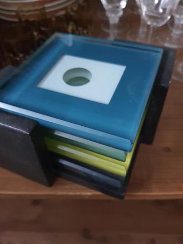 onderzetters beschikbaar voor biedingen