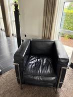 Corbusier (repl.), 1-zit, zeer goede staat, nieuw 1330€, Huis en Inrichting, Ophalen, Zo goed als nieuw, Eenpersoons, Leer