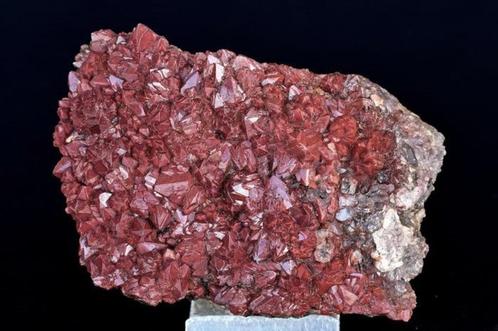 Rode Kwarts: Eisenkiesel, Verzamelen, Mineralen en Fossielen, Mineraal, Ophalen of Verzenden