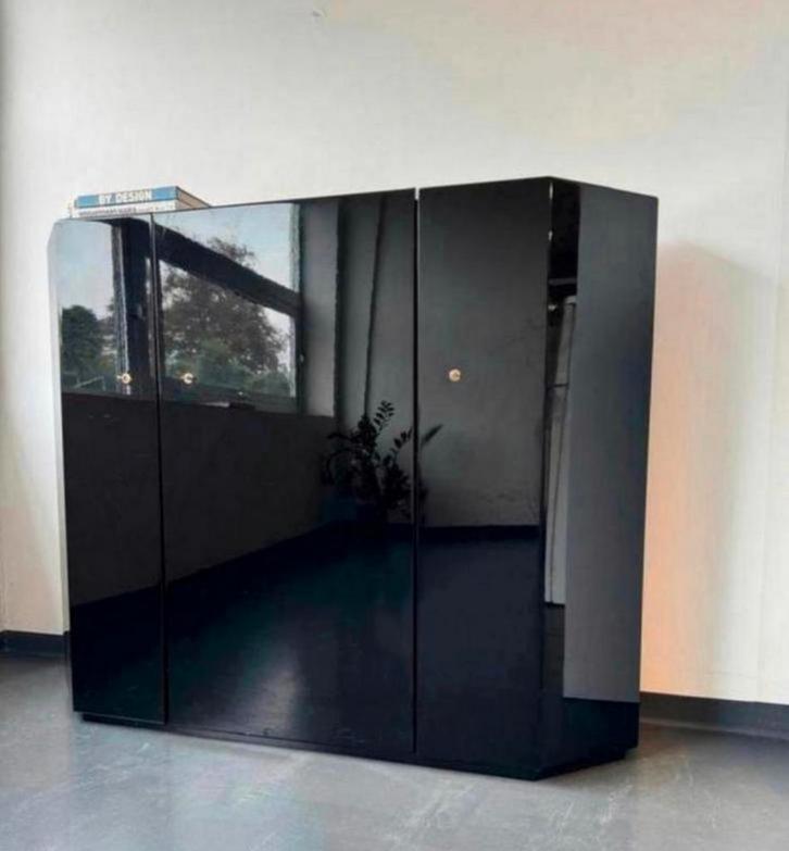 Cassina dressoir kazuhide takahama x gavina vitra knoll, Huis en Inrichting, Kasten | Overige, Zo goed als nieuw, Ophalen