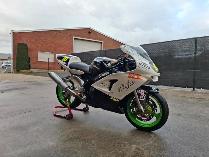ZX-6R circuitmoto, Motos, Motos | Cagiva, Entreprise, Sport, Enlèvement