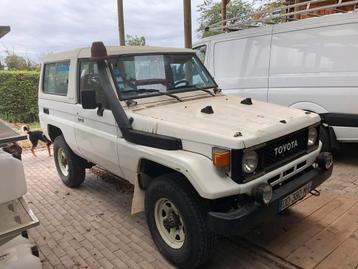 Landcruiser Fj Wanted beschikbaar voor biedingen