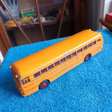 dinky toy WAYNE SCHOOL BUS # 949  BESPEELDE STAAT ORIGINEEL beschikbaar voor biedingen