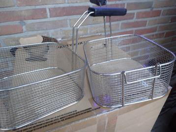 2 mandjes friteuze van 8 liter inhoud beschikbaar voor biedingen