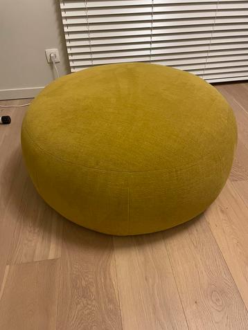 Poef 90 cm (pastille)mosterd kleur beschikbaar voor biedingen