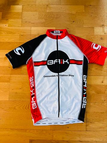 Maillot ciclisme beschikbaar voor biedingen