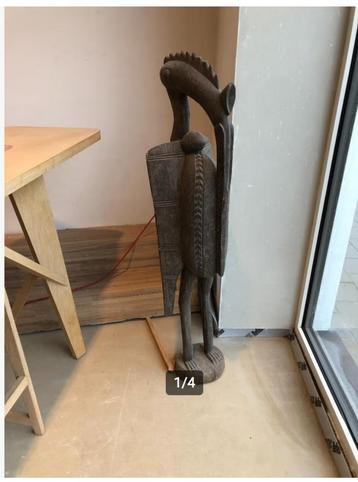 Antieke afrikaanse Senufo vogel, Enlèvement