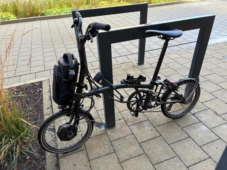 Brompton Electric P Line Titanium — noir,, Fietsen en Brommers, Fietsen | Vouwfietsen, Brompton, Ophalen