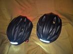 Fietshelm met LED verlichting voor en achter, Fietsen en Brommers, Brommerhelmen, Ophalen