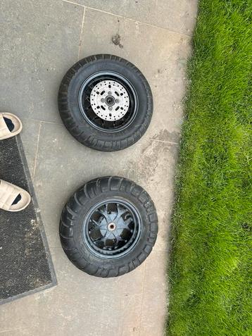 Yamaha MBK booster banden 50€ beschikbaar voor biedingen